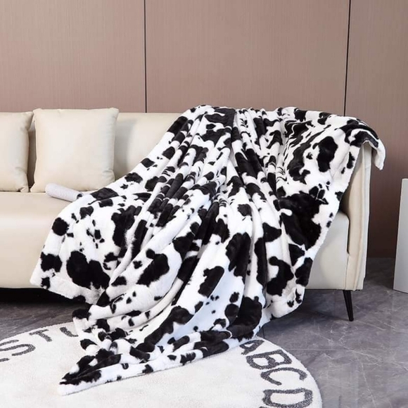 Cow Fleece Blankets - Picture 3 of 4